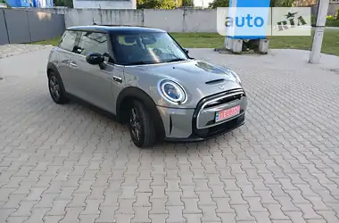 MINI Electric 2022 - пробіг 4 тис. км