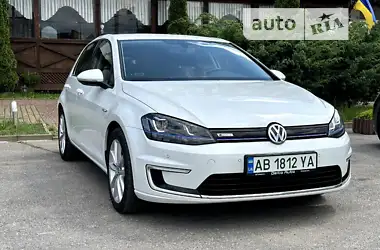 Volkswagen e-Golf 2015 - пробіг 108 тис. км