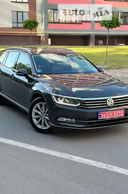 Volkswagen Passat 2016 - пробег 245 тыс. км