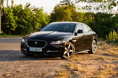 Jaguar XE 2015 - пробег 176 тыс. км