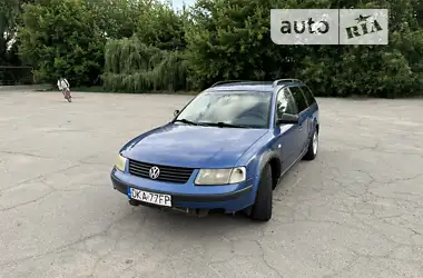 Volkswagen Passat 1999 - пробіг 350 тис. км