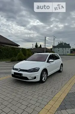 Volkswagen e-Golf 2020 - пробіг 30 тис. км
