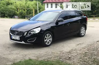 Volvo V60 2011 - пробіг 270 тис. км