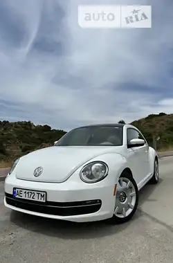 Volkswagen Beetle 2015 - пробег 175 тыс. км