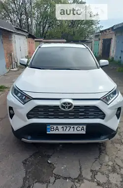 Toyota RAV4 2019 - пробіг 168 тис. км