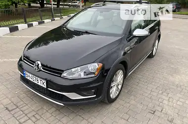 Volkswagen Golf Alltrack 2016 - пробег 40 тыс. км
