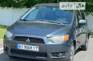 Mitsubishi Colt 2010 - пробег 130 тыс. км