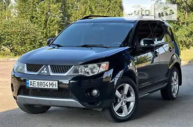 Mitsubishi Outlander XL 2008 - пробіг 264 тис. км