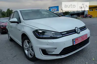 Volkswagen e-Golf 2020 - пробег 72 тыс. км
