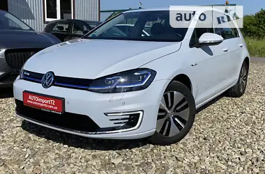 Volkswagen e-Golf 2019 - пробег 31 тыс. км