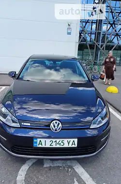 Volkswagen e-Golf 2015 - пробег 65 тыс. км