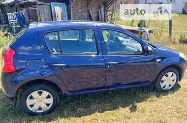 Dacia Sandero 2009 - пробіг 177 тис. км