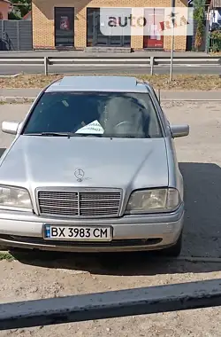 Mercedes-Benz C-Class 1995 - пробіг 450 тис. км