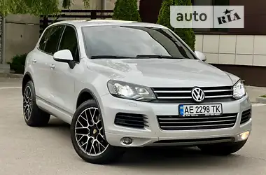 Volkswagen Touareg 2011 - пробіг 300 тис. км