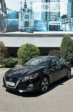 Nissan Altima 2020 - пробіг 7 тис. км