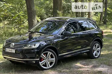 Volkswagen Touareg 2015 - пробіг 253 тис. км