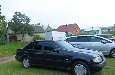 Mercedes-Benz C-Class 1996 - пробіг 379 тис. км