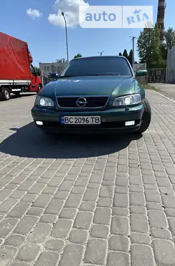 Opel Omega 2001 - пробег 186 тыс. км