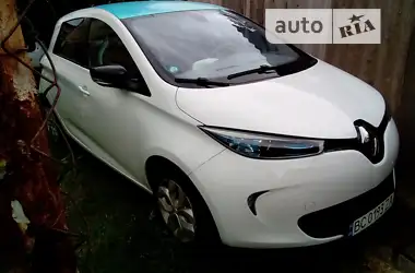 Renault Zoe 2014 - пробіг 104 тис. км