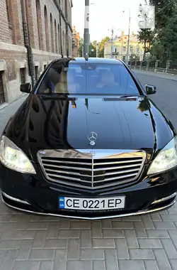 Mercedes-Benz S-Class 2010 - пробег 280 тыс. км