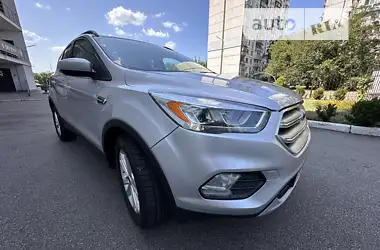 Ford Escape 2017 - пробег 168 тыс. км