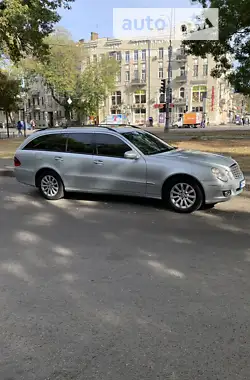 Mercedes-Benz E-Class 2009 - пробег 260 тыс. км