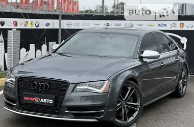 Audi S8 2012 - пробіг 245 тис. км