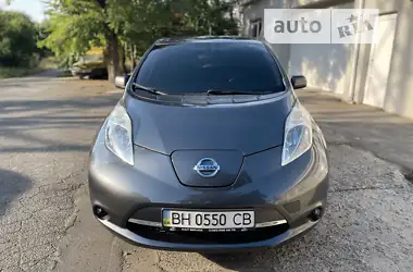 Nissan Leaf 2013 - пробег 167 тыс. км