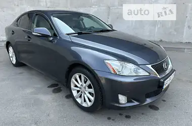 Lexus IS 2010 - пробег 225 тыс. км