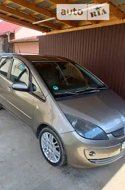 Mitsubishi Colt 2007 - пробег 208 тыс. км