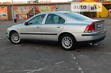 Volvo S60 2001 - пробег 264 тыс. км