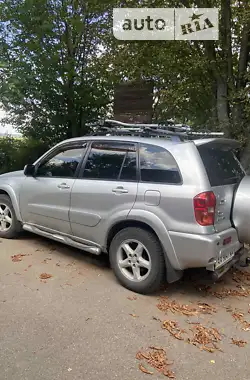 Toyota RAV4 2003 - пробіг 270 тис. км