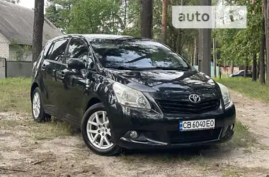 Toyota Verso 2010 - пробіг 335 тис. км