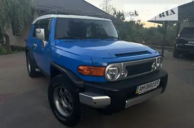 Toyota FJ Cruiser 2006 - пробіг 192 тис. км