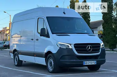 Mercedes-Benz Sprinter 2022 - пробіг 140 тис. км