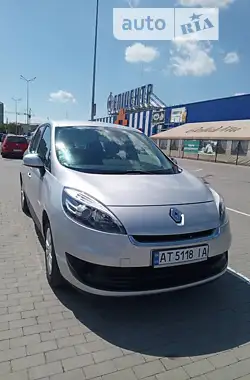 Renault Grand Scenic 2012 - пробіг 205 тис. км