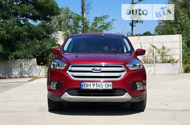 Ford Escape 2019 - пробег 69 тыс. км