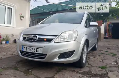 Opel Zafira 2008 - пробег 230 тыс. км