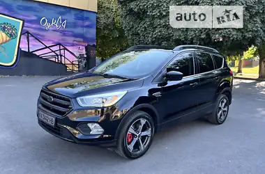 Ford Escape 2017 - пробіг 61 тис. км