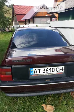 Opel Vectra 1992 - пробіг 300 тис. км