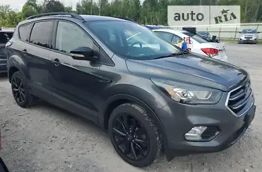 Ford Escape 2017 - пробіг 80 тис. км