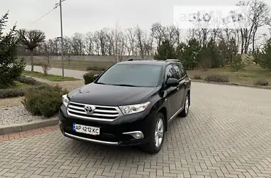 Toyota Highlander 2013 - пробіг 281 тис. км