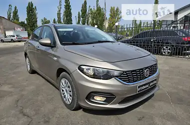 Fiat Tipo 2019 - пробіг 75 тис. км