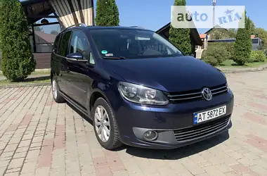 Volkswagen Touran 2011 - пробіг 238 тис. км