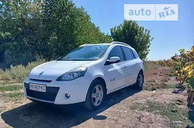 Renault Clio 2010 - пробіг 200 тис. км