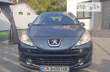 Peugeot 207 2008 - пробіг 175 тис. км