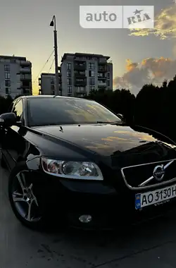 Volvo V50 2012 - пробіг 335 тис. км