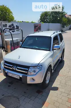 Mitsubishi Pajero 2007 - пробіг 299 тис. км