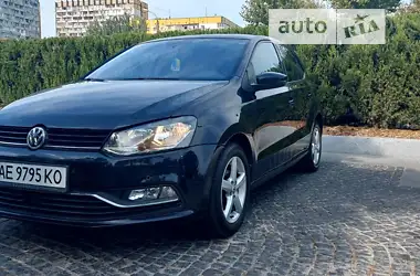 Volkswagen Polo 2015 - пробіг 115 тис. км