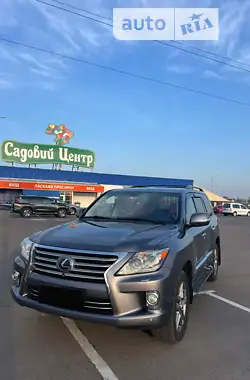 Lexus LX 2013 - пробег 180 тыс. км